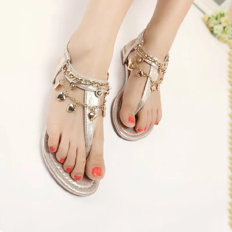 BEYARNE designer metal chains gladiator sandals women heart pendant sandalia feminina black/gold glitter flip flops summer shoes | Обувь