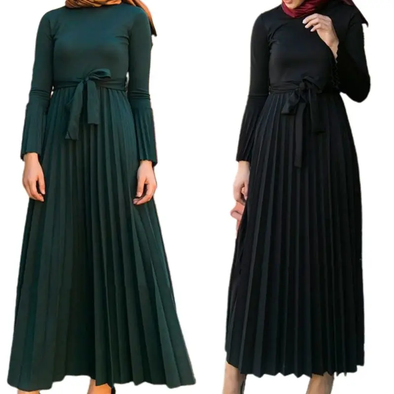 Мусульманских женщин плиссированное платье с расклешенными рукавами макси