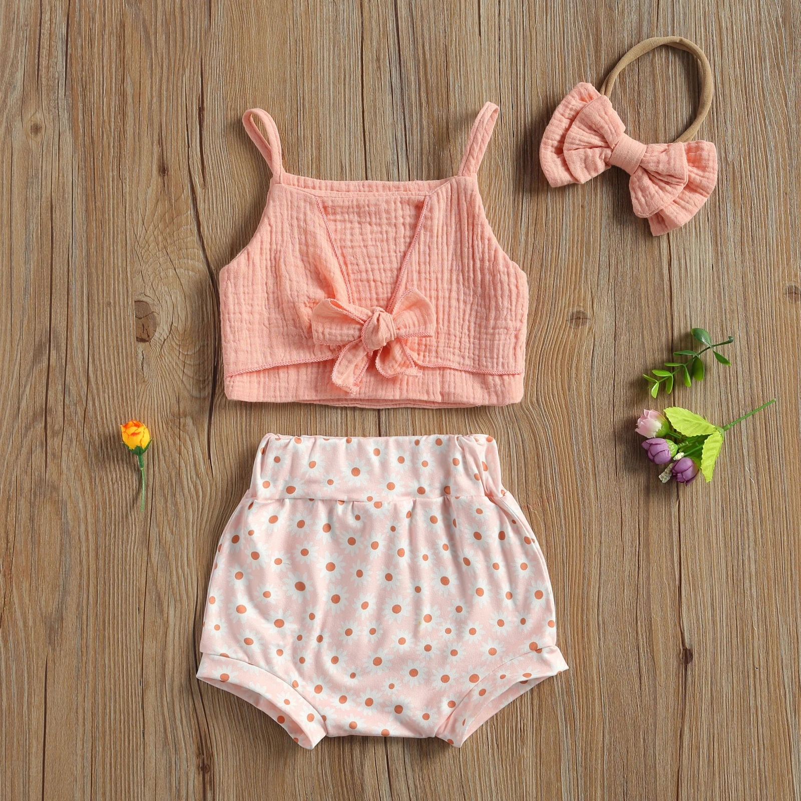 

Infant Newborn Baby Girl's Three Piece Set, Infant's Lace Up Halter Tops Daisy Flower Printing Elastic Shorts Bow Tie Hair Band