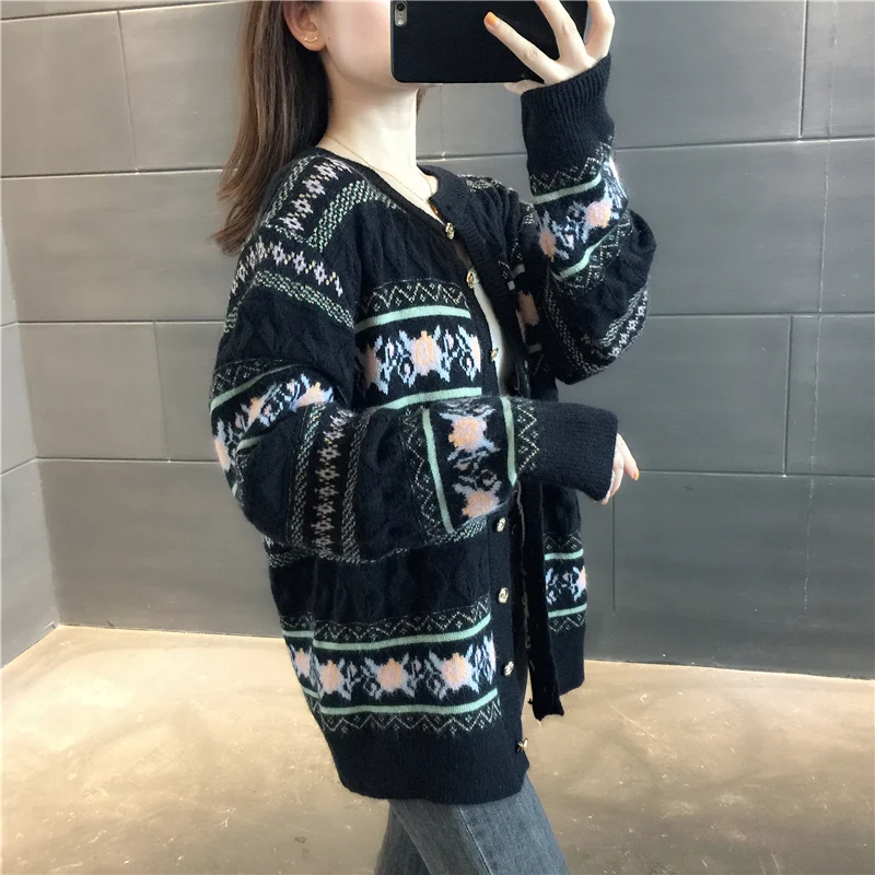 Кардиган трикотажный с круглым вырезом в полоску |