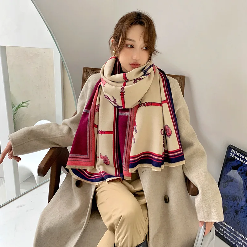 

Luxury Brand Horse Carriage Chain Scarf For Women Winter Warm Cashmere Pashmina Scarf Shawls Female Thick Blanket Wraps Foulard