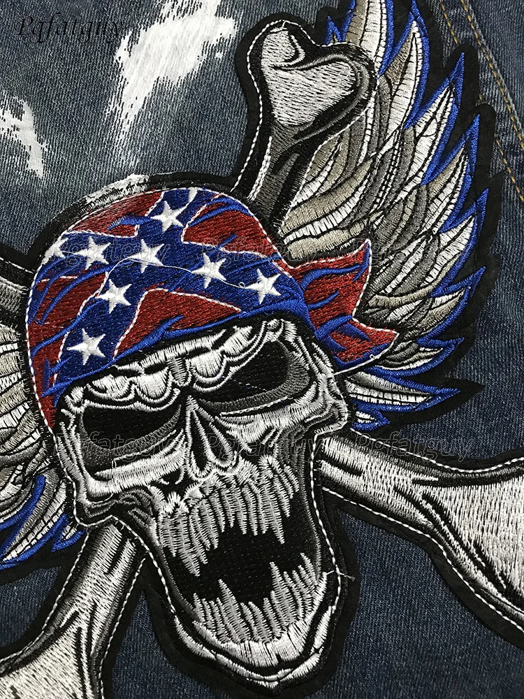 

Real Photo Punk Style 2021 New Blue Washed Embroidered Skull Paint Two Piece Set For Male Fashion Denim Vest + Badge Slim Jeans
