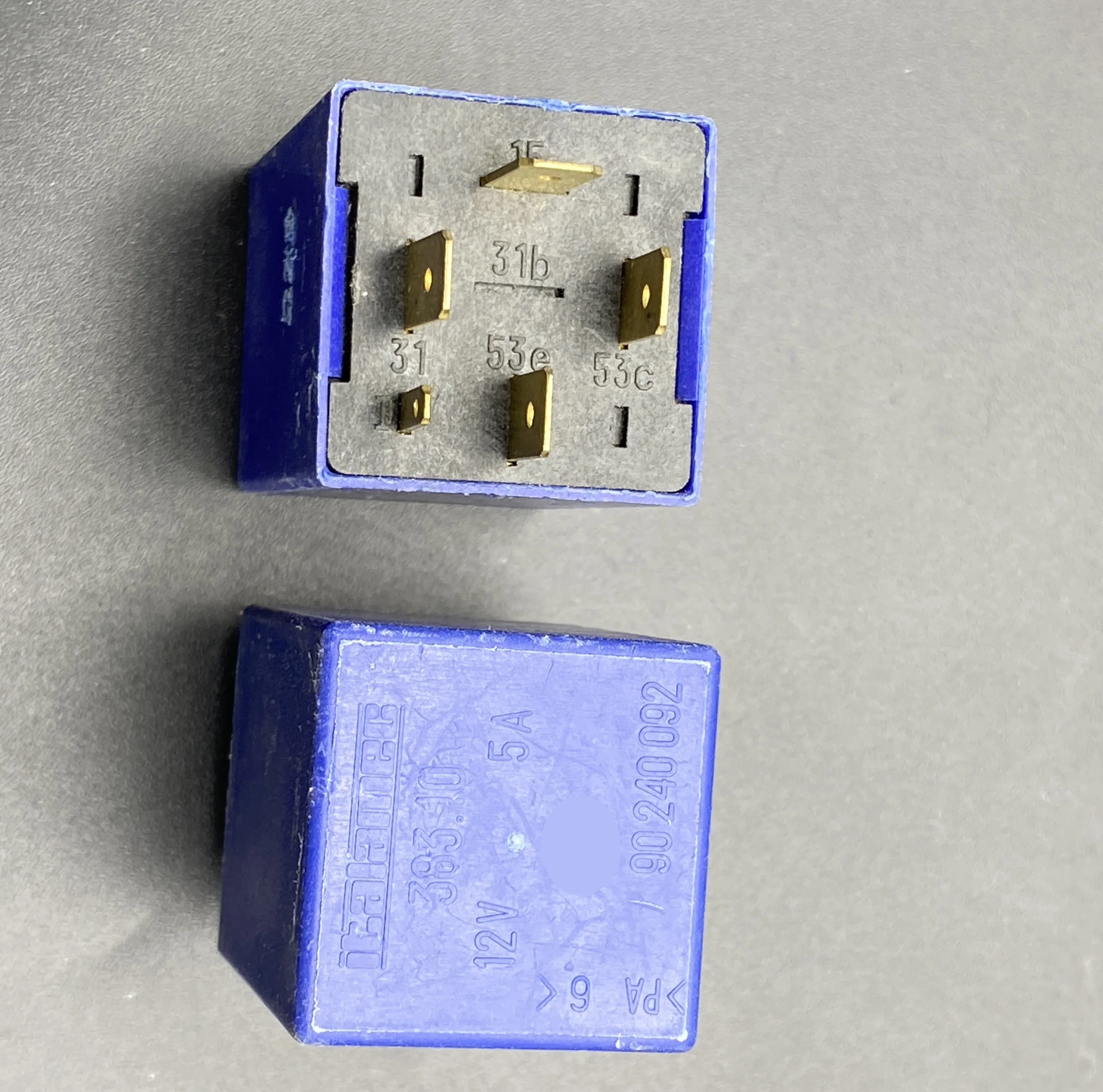 

2pcs Original for Buick Excelle Sail Wiper Relay 90 240 092 car relay 90240092