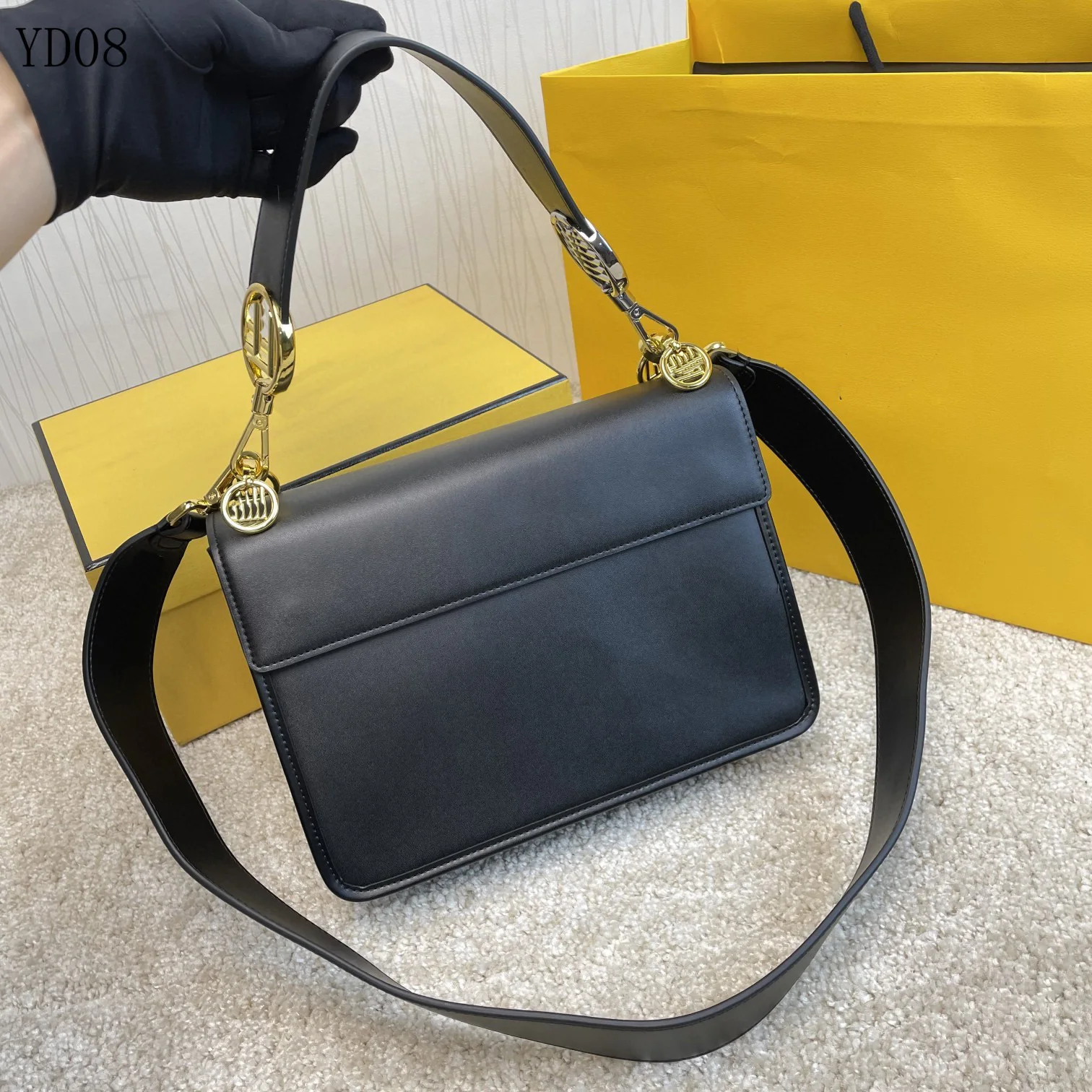 

Top Luxury Jewelry Ladies Shoulder Bag Designer 100% Genuine Leather 1:1 Quality Messenger Bag F Handbag Small Square Bag