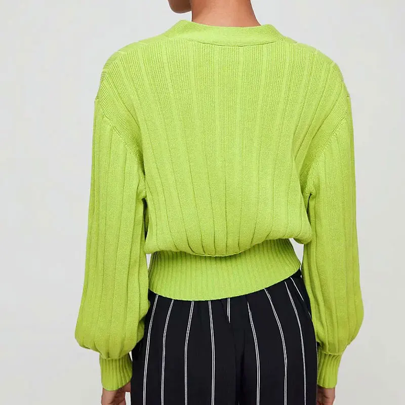 Женский Укороченный трикотажный кардиган с V-образным вырезом |