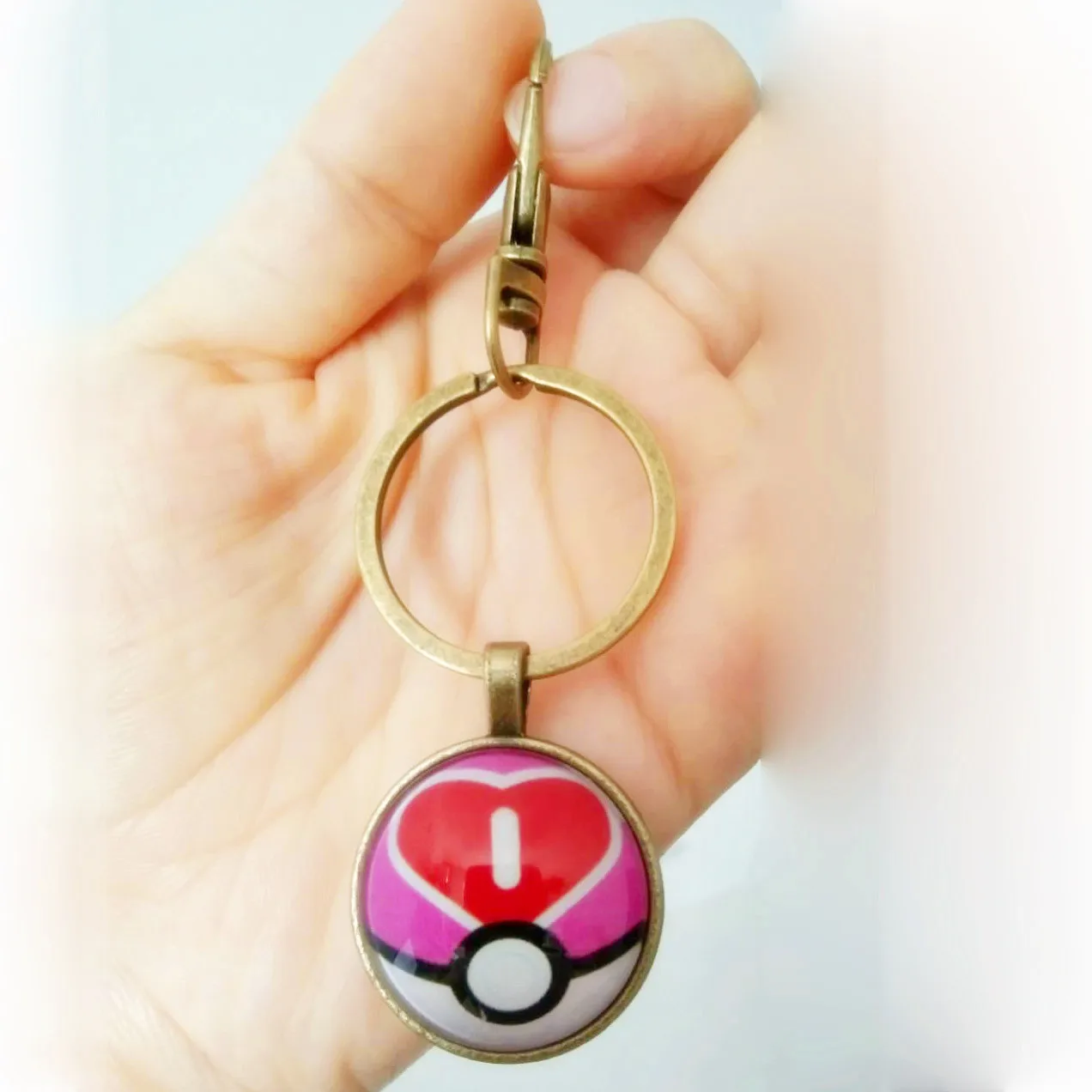 Экшн-брелок для ключей в виде драгоценного камня | Игрушки и хобби