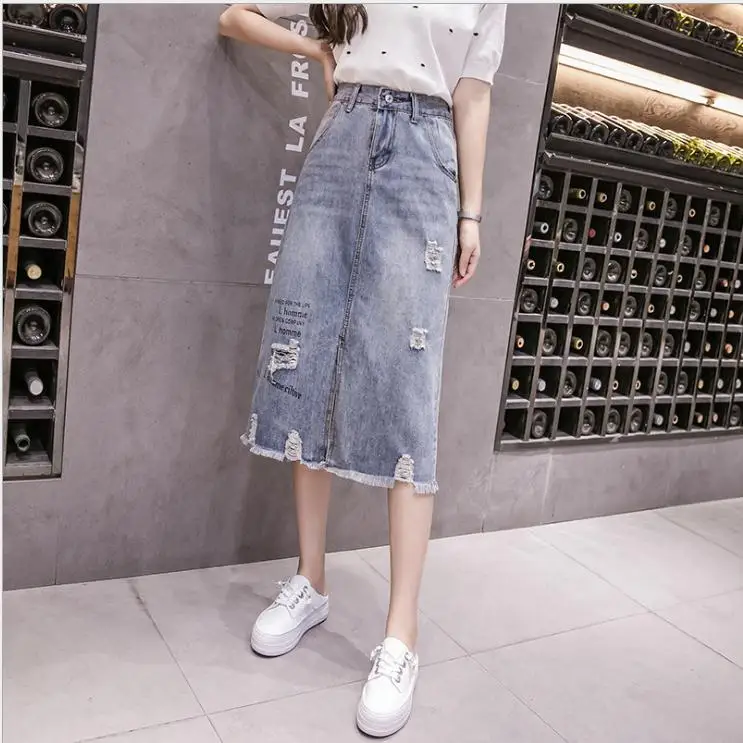 Трапециевидная рваная джинсовая юбка Shkirts женская с высокой талией и разрезом