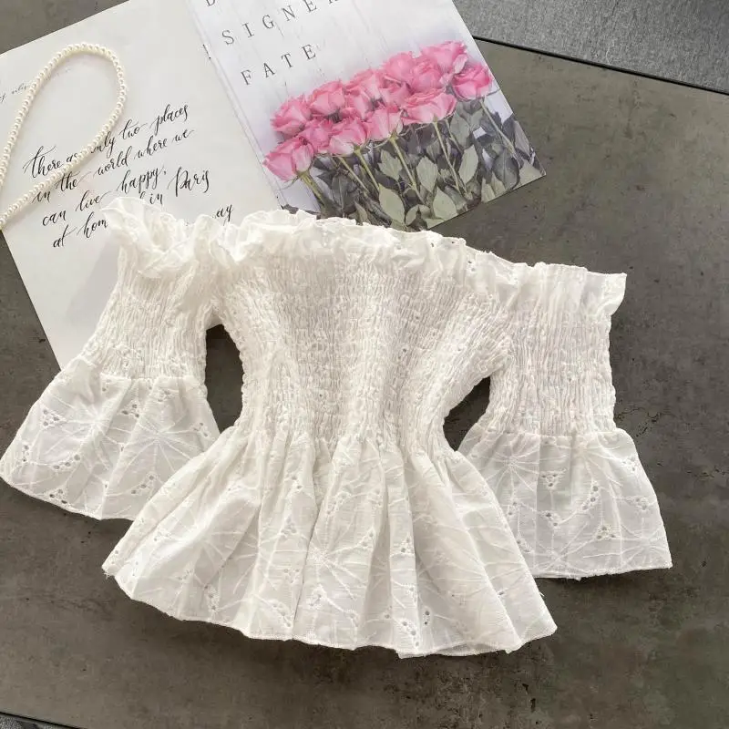 

Korean Wear Sweet Women Slash Neck Stretch Slim Short Flare Sleeve Embroidery Holiday Shirt Short Tops Blouse Q161