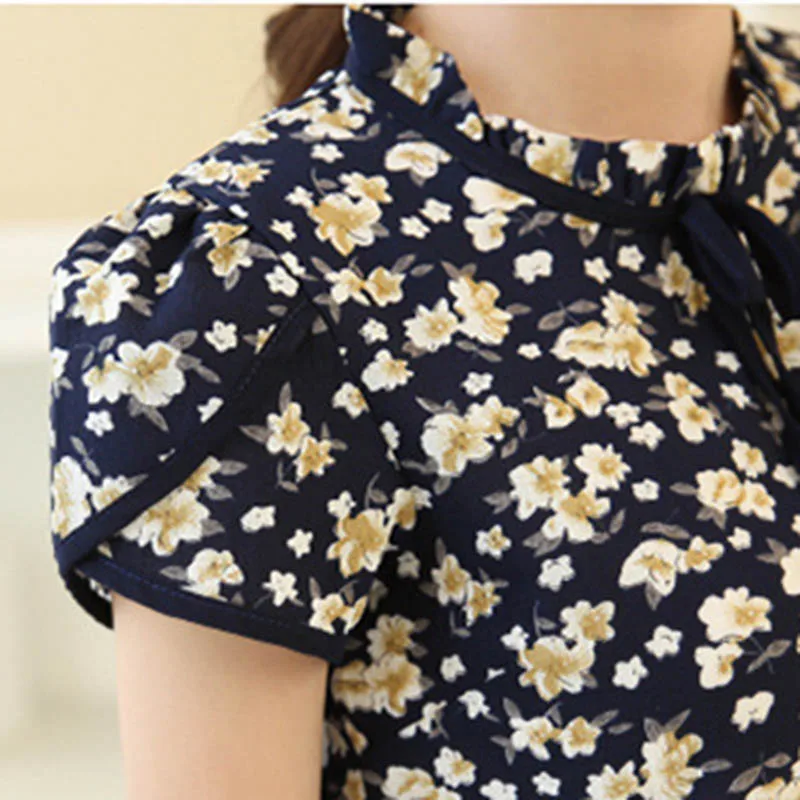 

Women Floral Print Blouse Short Sleeve Loose Chiffon Shirt for Daily Office BMF88