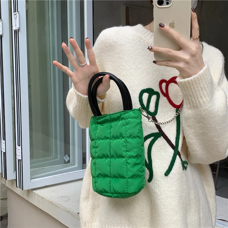 

Nylon Down Cotton Small Tote Women's Plaid Quilted Handbags Winter Chain Bucket Bags Female Fluffy Shoulder Crossbody Bag 2022