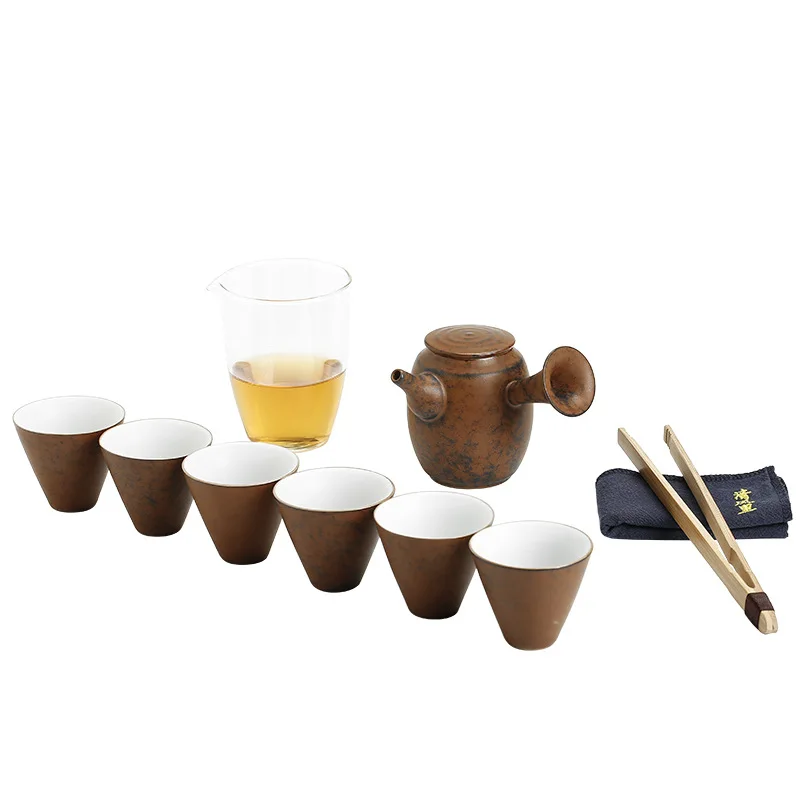 

Kitchen,Dining & Bar