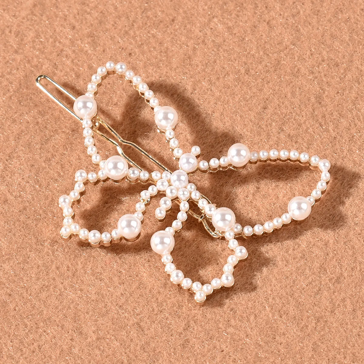 

Pearl Butterfly Side Clip Non-slip Hollow Butterfly Shape Hairpin Hair Accessories Suitable For Wedding Daily Makeup Barber