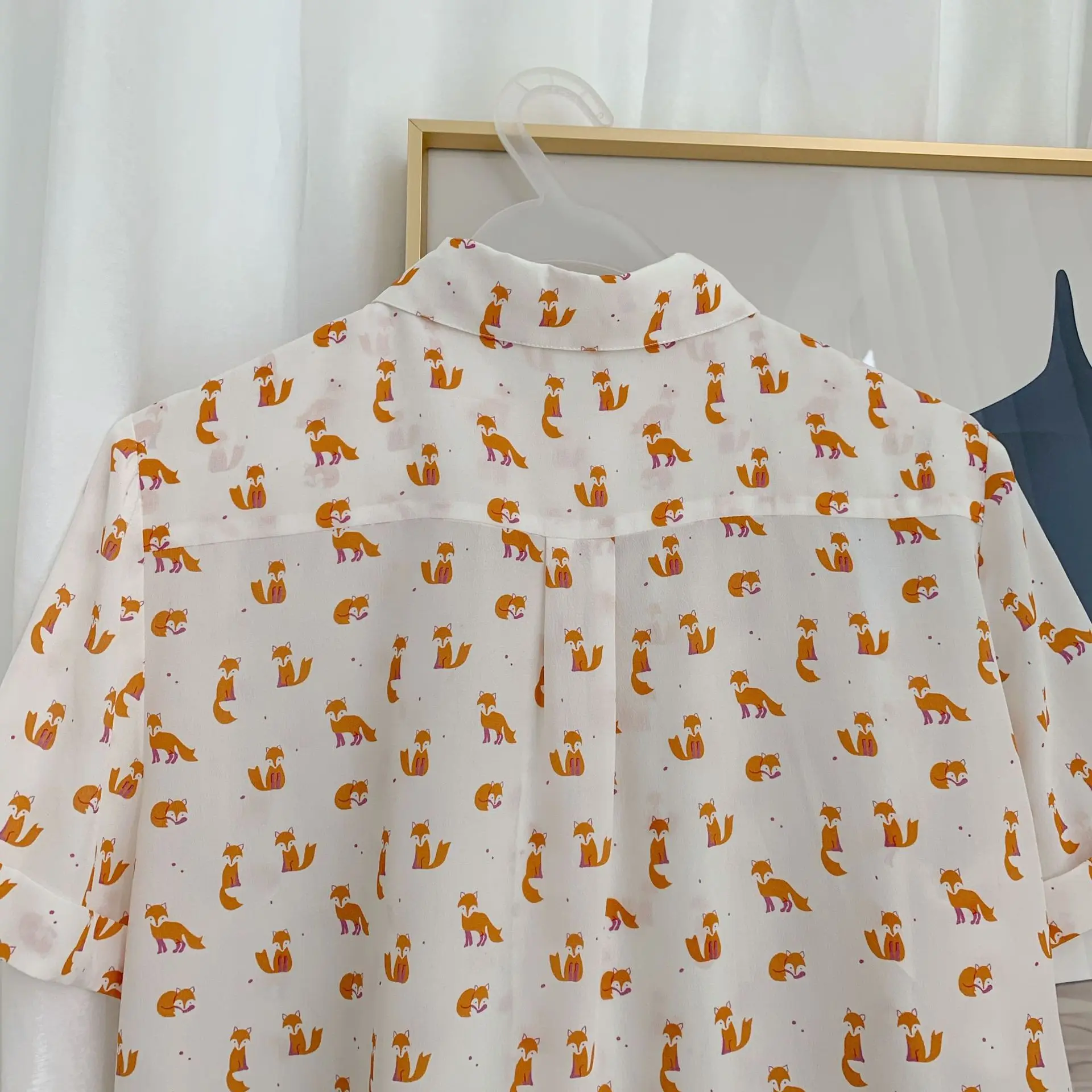 

Short-sleeved Women Shirt Animal Printing Turn-down Collar Silk Soft Female Casual Clothes Ladies Blouse with Buttons