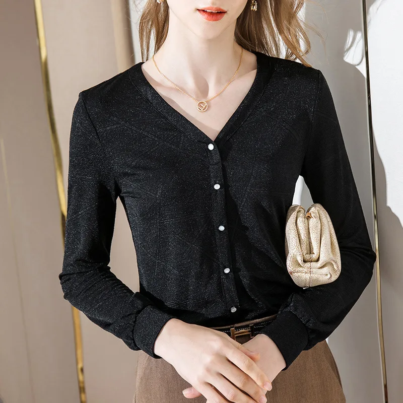 

Autumn new women's Jacquard long sleeve T-shirt women's white temperament foreign style small shirt waist button V-neck top