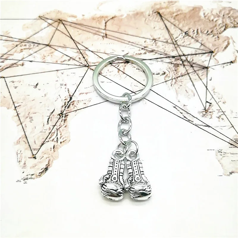 

New Fashion Keychain Boxing Gloves Pendant Boxer Movement Keychain DIY Fighting Jewelry Men's Car Keyring Souvenir Gift