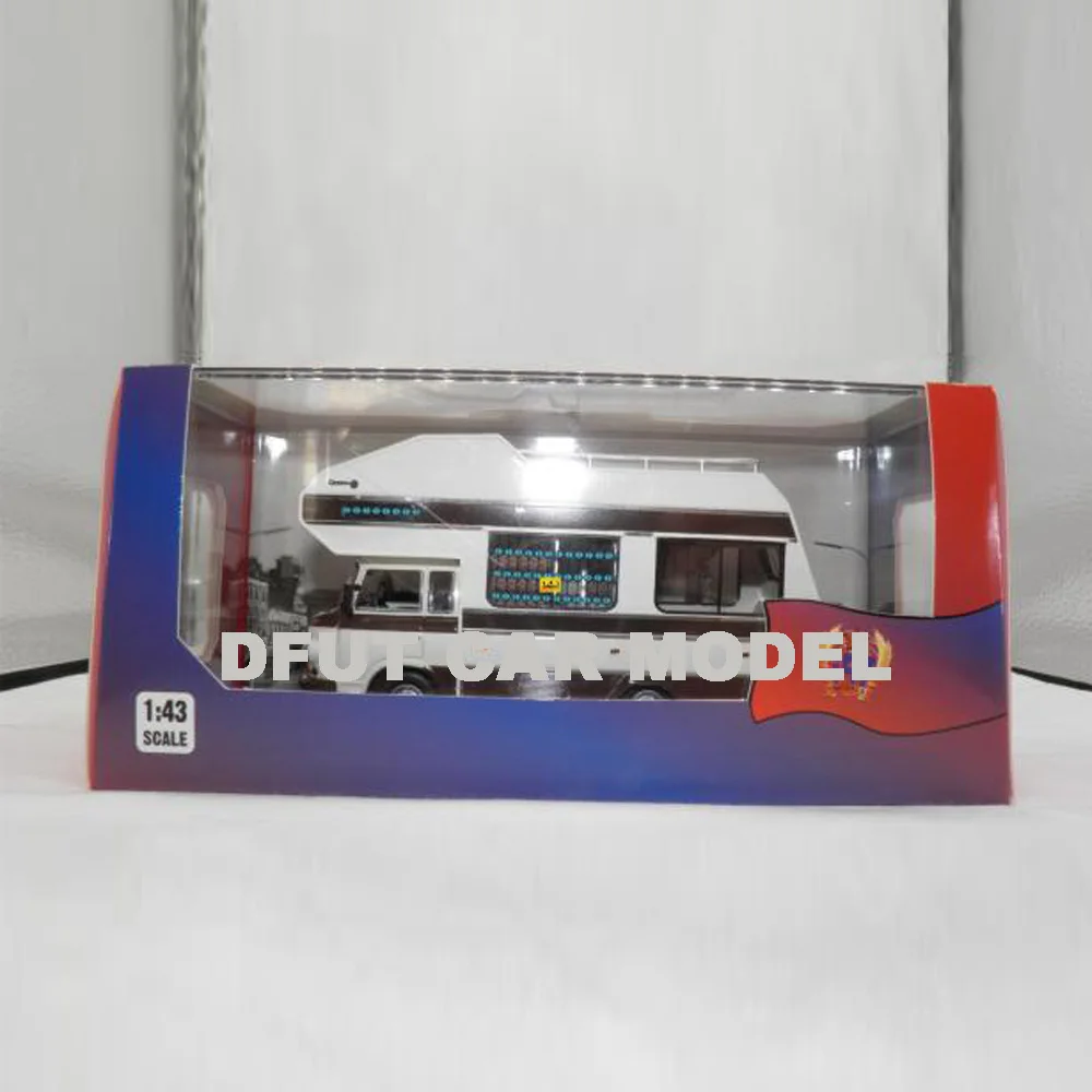 Модель автомобиля B1000 из российского сплава в масштабе 1:43 игрушки для детей