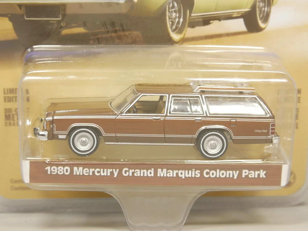 Greenlight 1: 64 1980 Mercury Grand Marquis Colony Park литая модель автомобиля| |