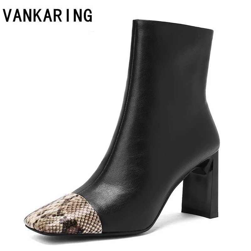 

Женская обувь; Удобные туфли из мягкой кожи, на платформе, с квадратным носком на не сужающемся книзу высоком массивном каблуке Боковая молн...