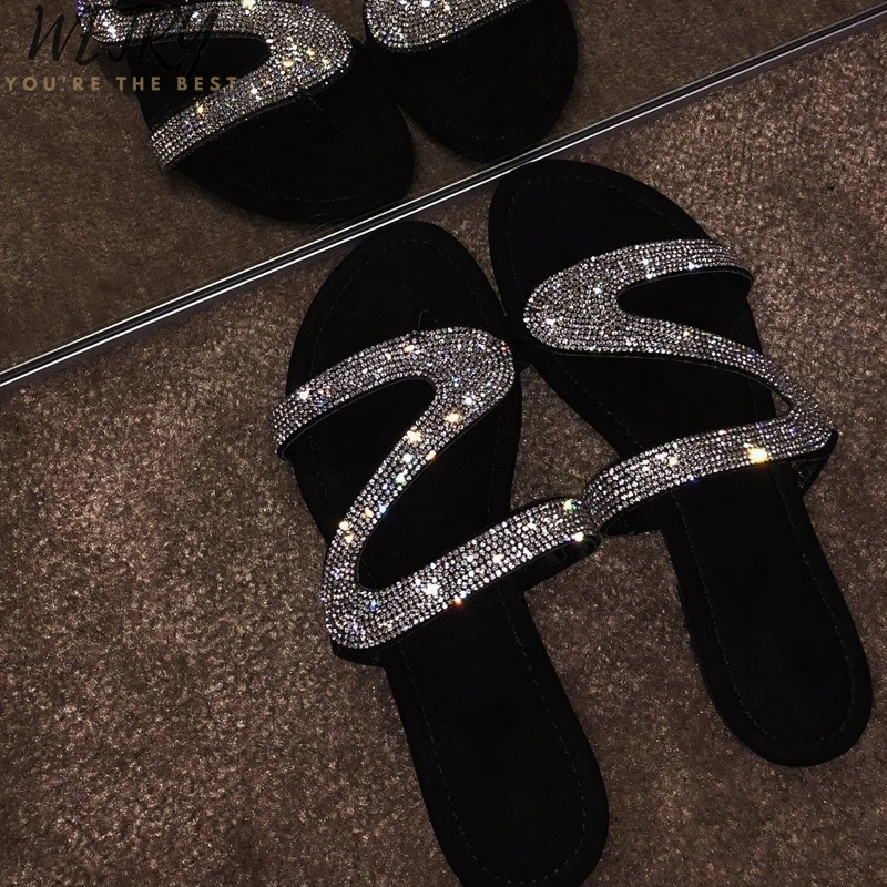

2020 Women New Z-shaped Diamond Sandals Exquisite Workmanship Non-slip Lightweight Comfortable Hand-made Flip-flops