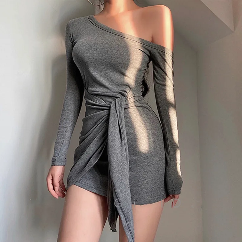 Женское платье с открытыми плечами облегающее мини-платье асимметричным