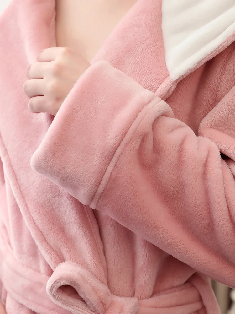 Фланелевая ночная рубашка с капюшоном женская удлиненная Новинка осенне-зимняя