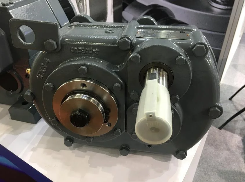 

TXT1024 Torque-Arm Shaft Mount Reducer