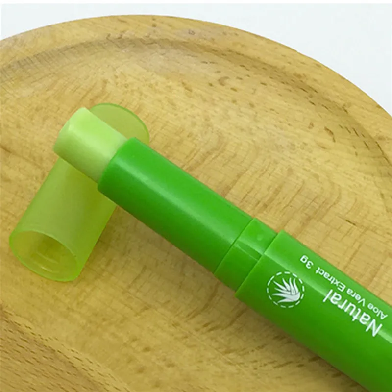 Бальзам с алоэ натуральные растительные сладкие губные помады увлажняющие