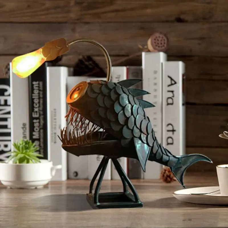 

Fish Body Lamp Floor Standing Retro Art Desktop Lamp Wrought Iron Vintage Table Lamp Bedroom Decor Craft Night Light E27