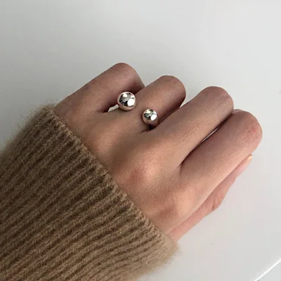 

Creative Water Drop Design Ring For Women Stylish Ring Korean Version Electroplating Process Jewelry Minority Design 2021