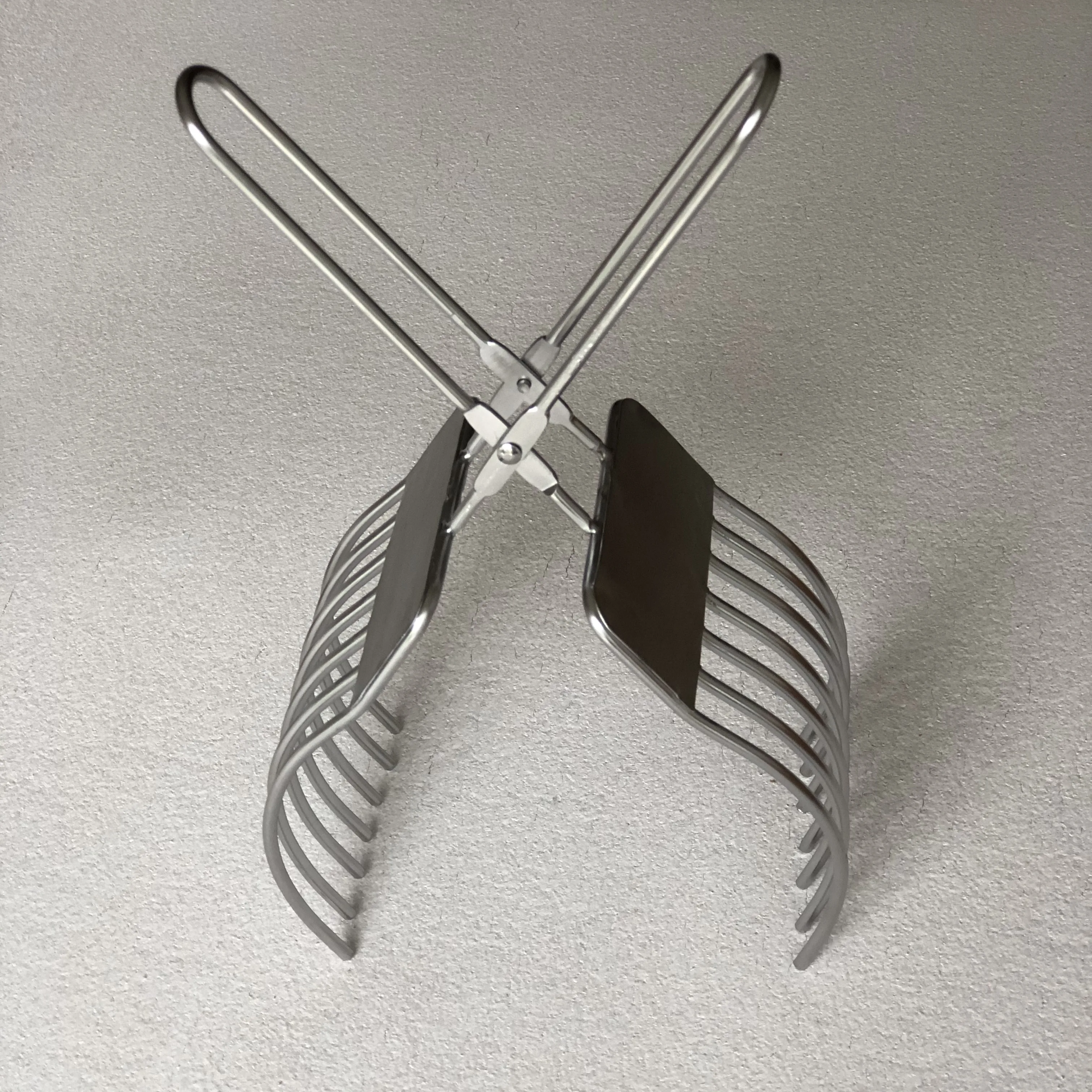 stainless steel roast cutting tongs meat slicer tongs kitchen safety gadget for grilling bbq kitchen accessories free global shipping