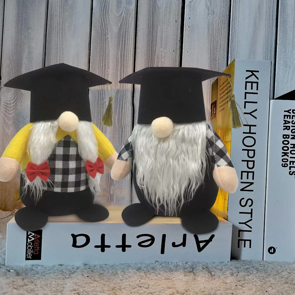 

1pc Graduation Faceless Gnome Doll Adornment Lovely Graduation Decoration