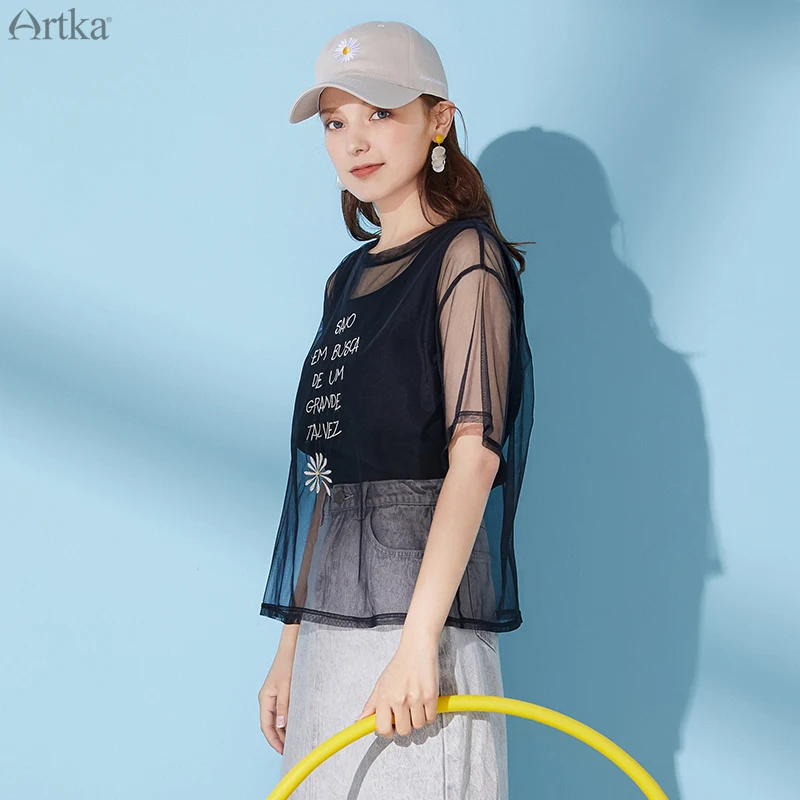 Женская футболка с вышивкой ARTKA черная из двух предметов сетчатыми вставками