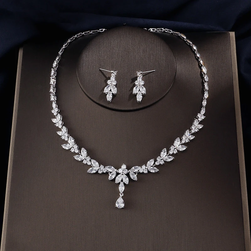 

2pcs Pack luxury classic silver color bride jewelry set for wedding women drop earring Necklace pendant anniversay gift J4805