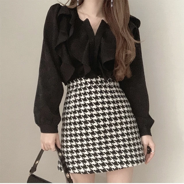 

2021 Spring Fashion V-neck Double-Layer Ruffled Women Tops Ruffle Stitching Loose Puff Sleeves Shirts Female Blouses