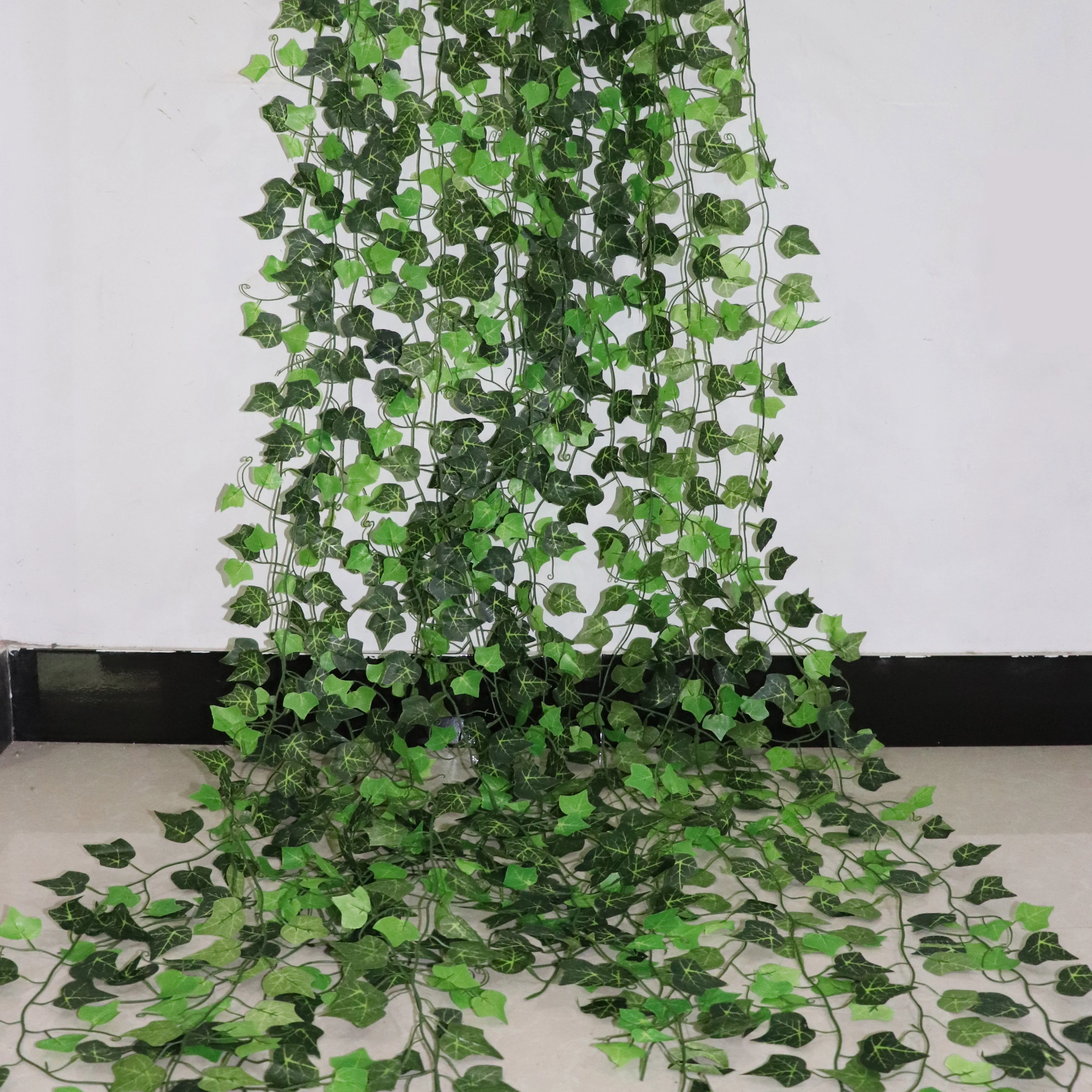 

100pcs Leaf 1 piece 2.4M Home Decor Artificial Ivy Leaf Garland Plants Vine Fake Foliage Flowers Creeper Green Ivy Wreath