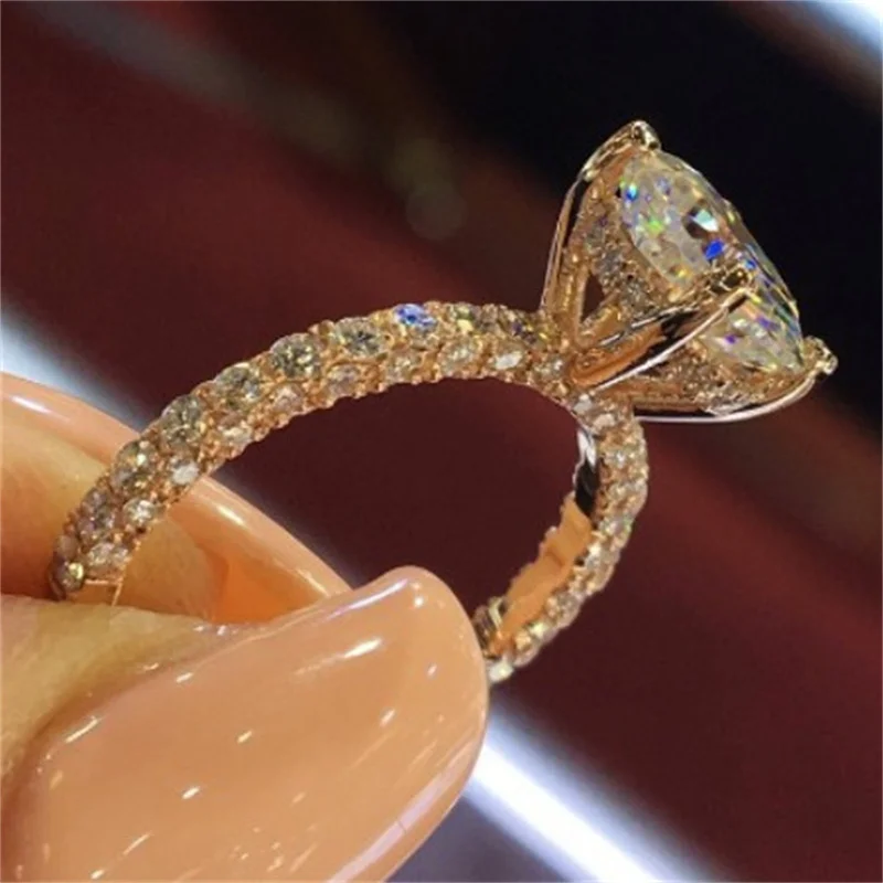 

Europe America Fashion Crystal Ring for Women Rose Gold Silver Color Female Engagement Ring Ladies Jewelry Accessories