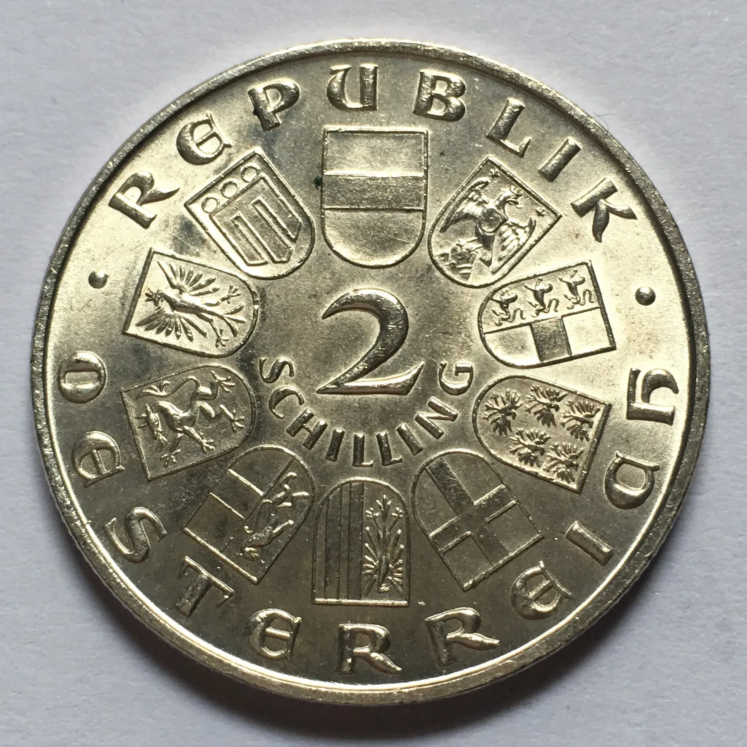 Бусины Австрийские 1930 2 шиллинг памятная Серебряная Coin12g 29 мм 64% серебро 100%