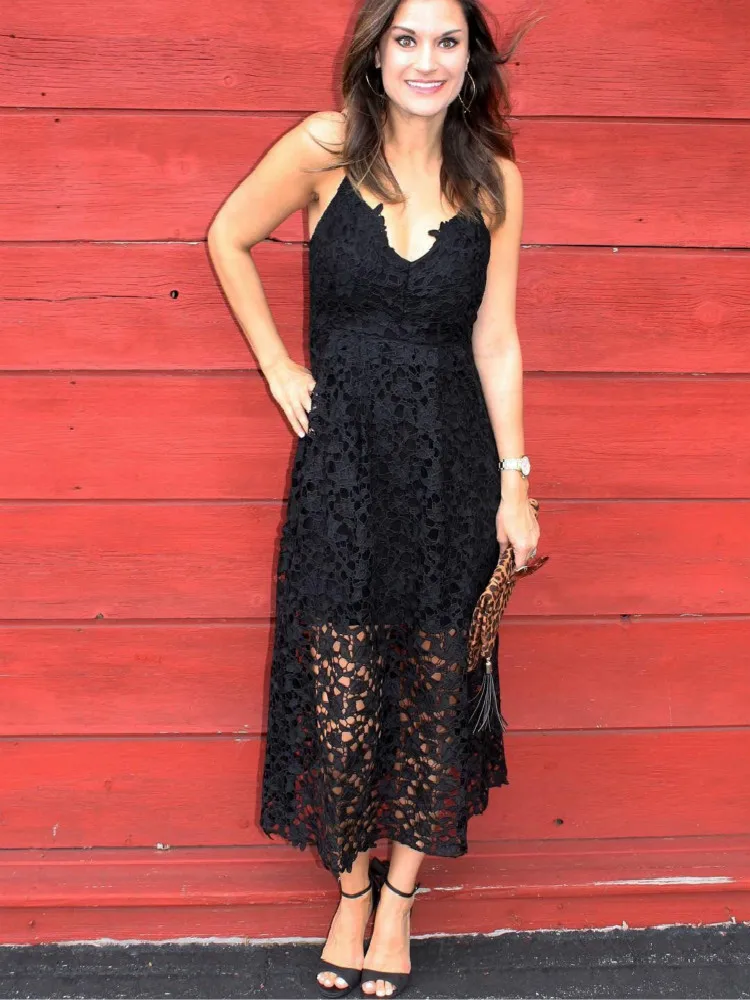 Женское ажурное пляжное платье макси однотонный длинный сарафан на бретелях