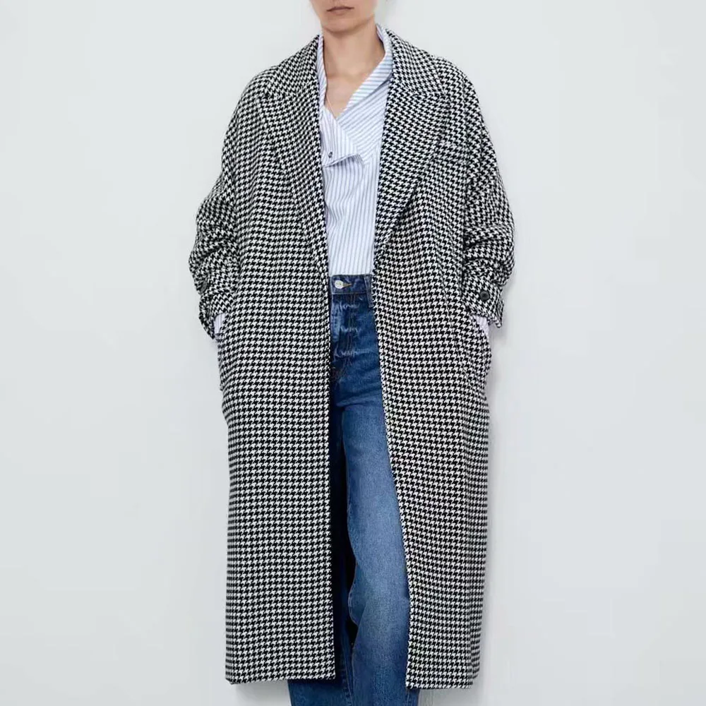 

Coats & Jackets