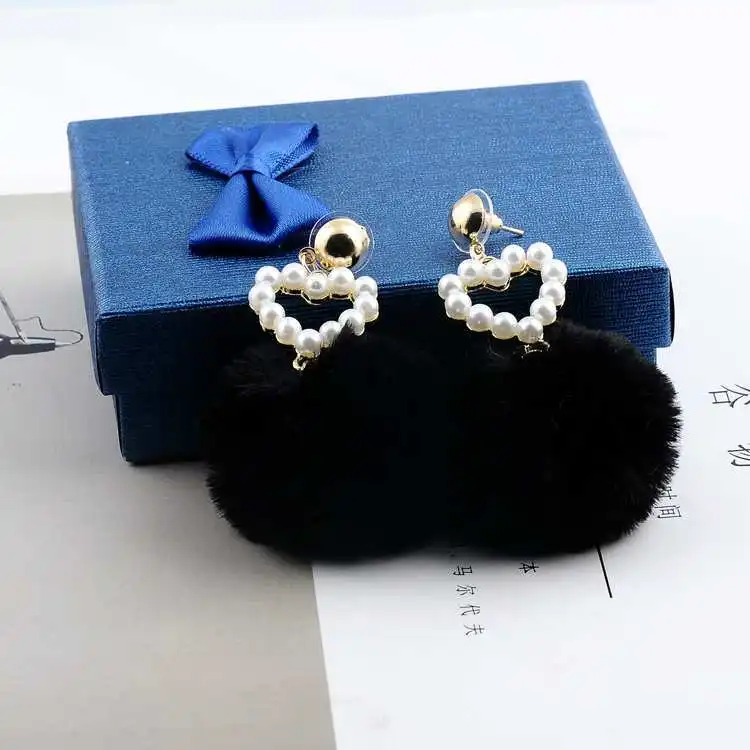 Rabbit Fur Ball PomPom heart Earrings for Women Unique Soft Pom tiny stimulate pearl Earring Jewelry Cute Christmas Gift | Украшения и