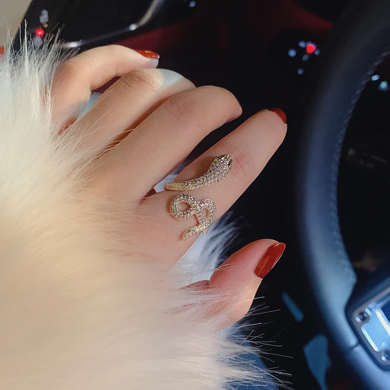 

European and American Personality Affordable Luxury Snake-Shaped Diamond Ring Ins Tide Design Open Ring Internet Celebrity