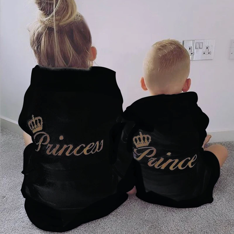 

New Princess Prince Embroidery Letter Children Bathrobes Nightwear Baby Kids Pajamas Hooded Soft Sleepwear Boys Girls Robes