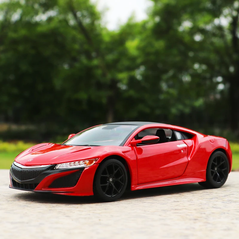 Модель спортивного автомобиля Acura NSX из сплава в масштабе 1:24 литой металлический