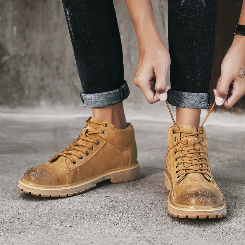 

Boots Men Super Warm High Quality Winter Leather Shoes Leisure Skid Boots Retro Men Lace Up Sneaker Casual Shoes 2019 New