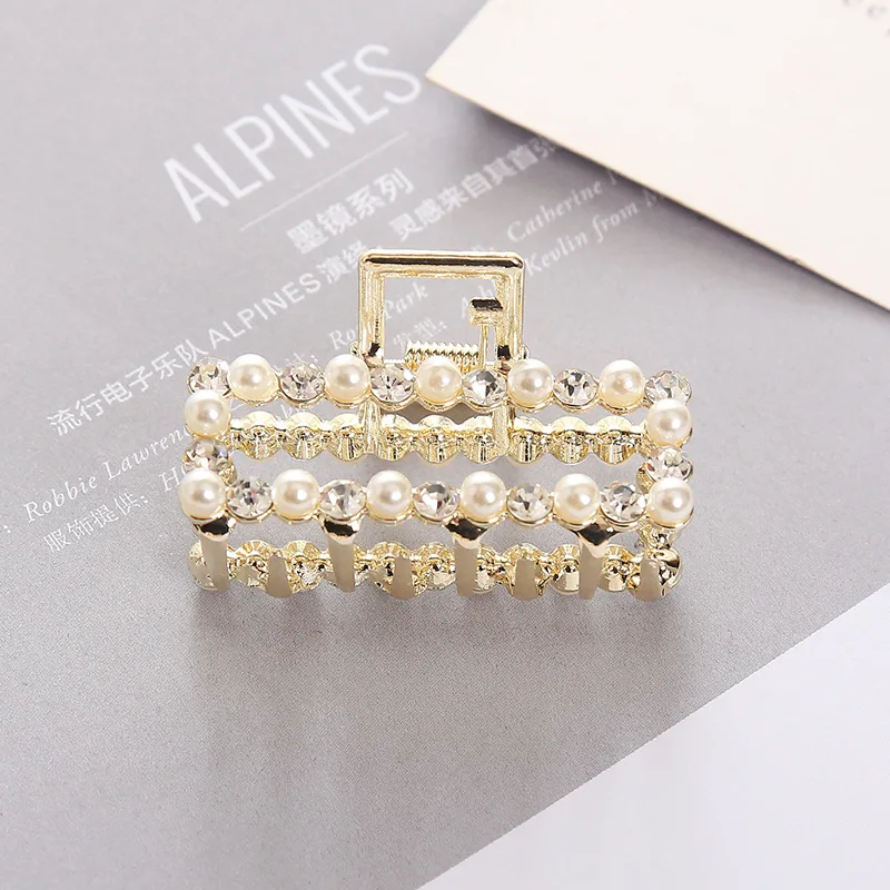 8 1Pc Geometric Pearl Hair Clip Crab Claw For Women Girls Hollw Full Rhinestone Metal Hair Claws Heart Fashion Hair Accessorie - Цвет: 8
