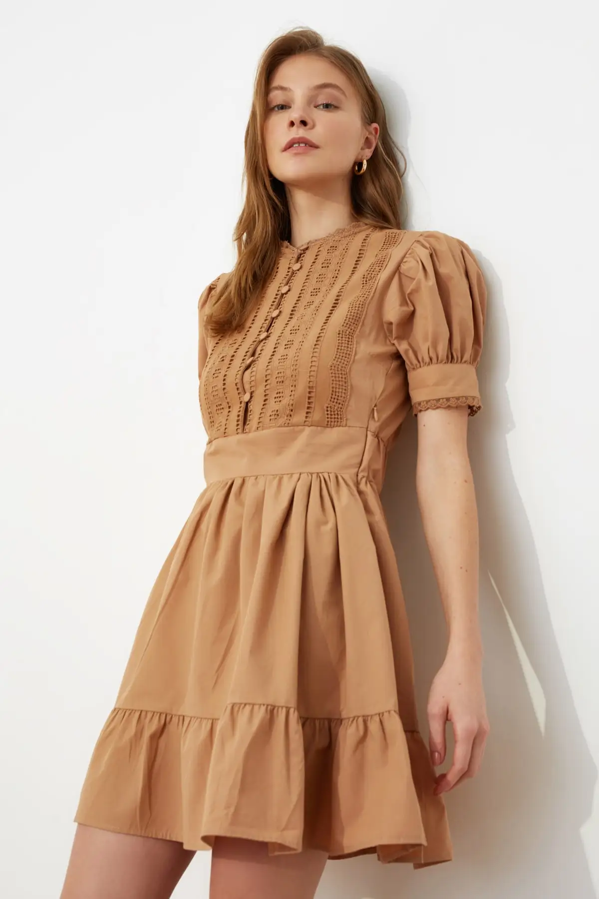 

Trendyol Lace Detail TWOSS21EL0919