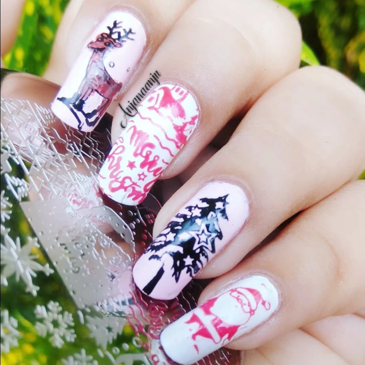 BeautyBigBang 5,6 см круглые пластины для штамповки ногтей Рождественские снежинки изображения трафарет для ногтей пластины для дизайна ногтей шаблон BBB-006