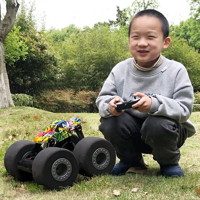 Подходит для детей с артистическим мягкая губка шины RC машина каскадер дрейф