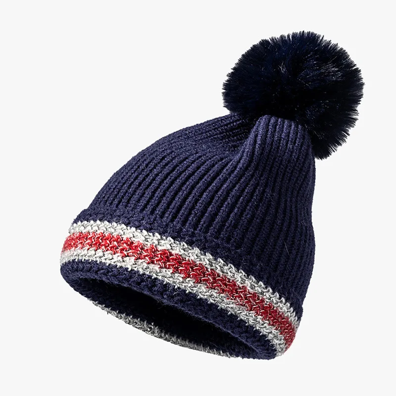 Плотная шапка. Шапка city trek heavyweight beanie columbia красный. Плотная шапка. Шапка с булавками короткая. Плотная шапка.