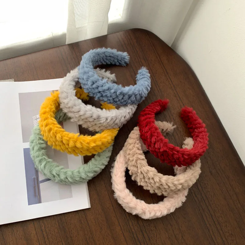 

Осенне-зимняя повязка на голову, милые пушистые широкие повязки для волос, дикая шпилька для волос, простые аксессуары для волос для мытья л...